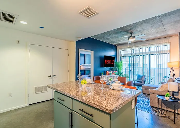 Apartment Cozy 2br Near Dt With Balcony Gym Pool Parking Wd *